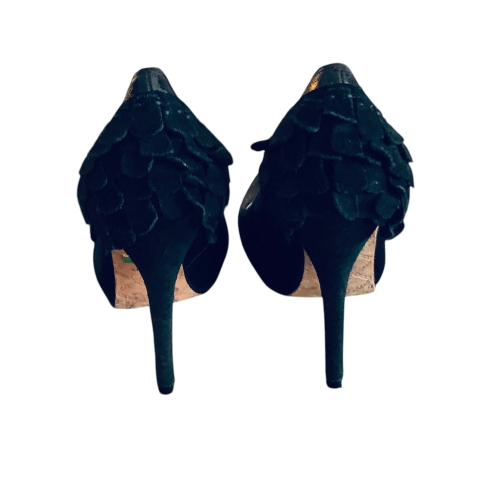 L.A.M.B. Black Heels with Scalloped Edge - Picture 6 of 8